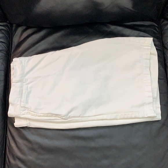 JCP men’s white shorts, size 34 - Picture 3 of 3